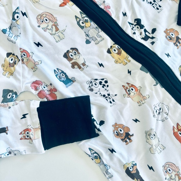 NWT Bluey Print Bamboo Convertible Zipper Romper - Picture 2 of 5